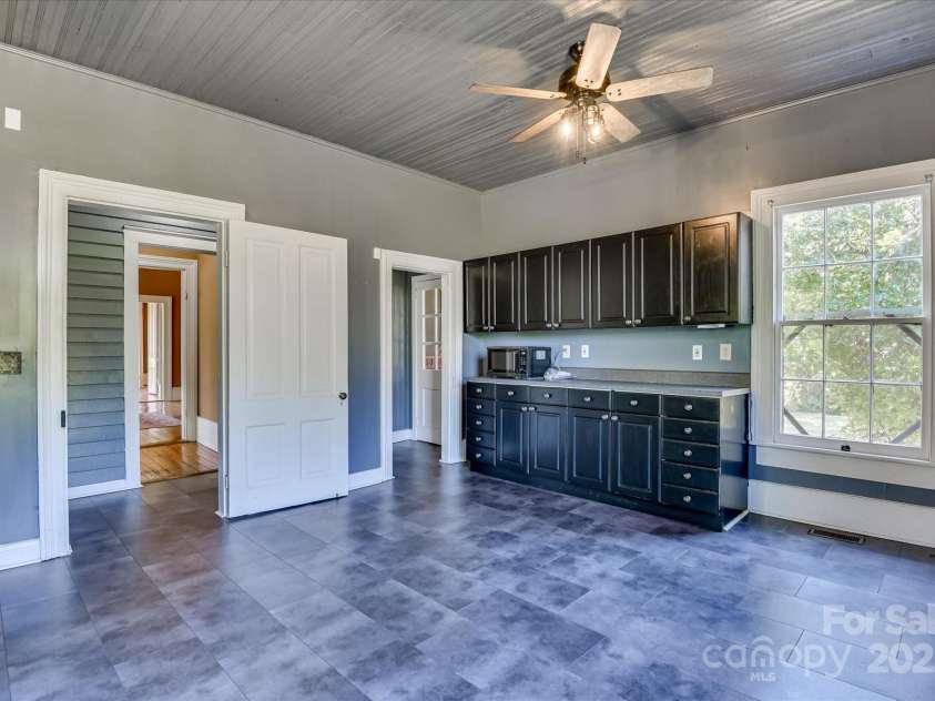 197 Sheppard Drive, Edgefield, SC 29824.  MLS# CAR4322913, YatesRealty ID 2771. 