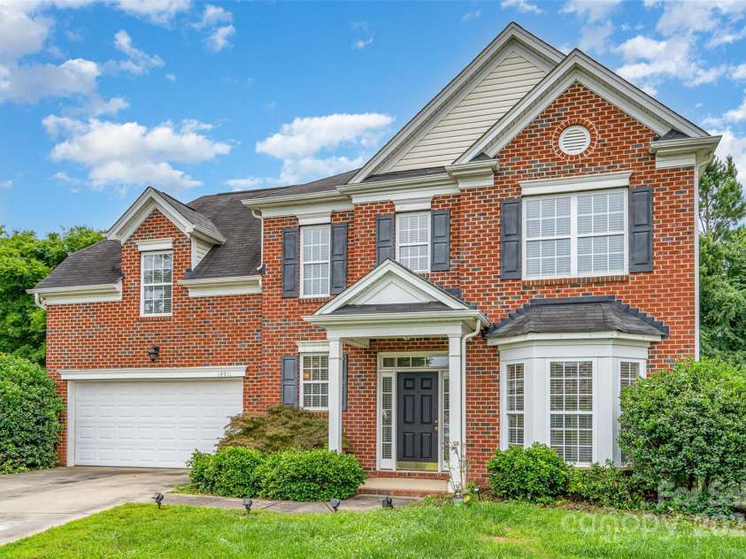 14911 Taggert Trail Drive, Charlotte, NC 28273.  MLS# CAR4270538, YatesRealty ID 27710. 