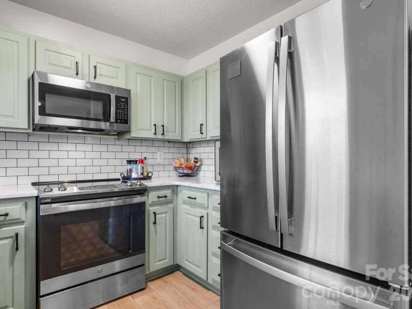 5068 Tonys Way, Vale, NC 28168.  MLS# CAR4385884, YatesRealty ID 27710. 