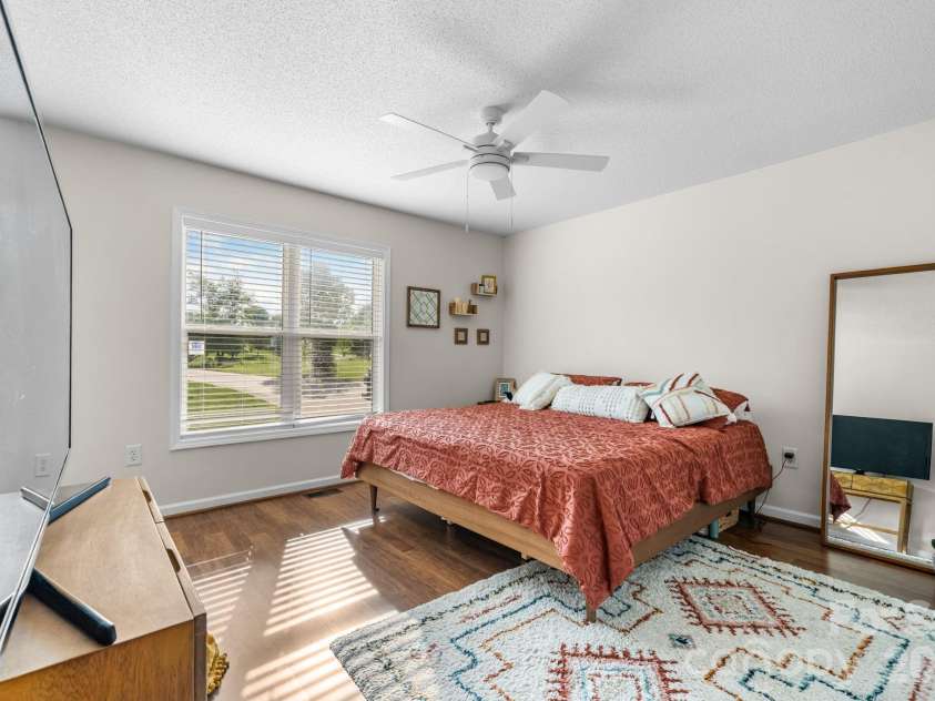 5068 Tonys Way, Vale, NC 28168.  MLS# CAR4385884, YatesRealty ID 27710. 