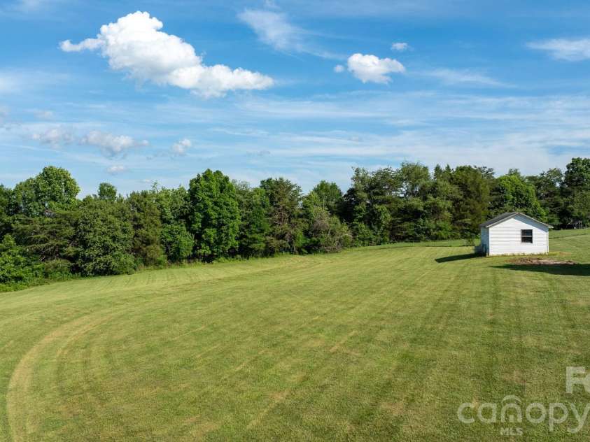 5068 Tonys Way, Vale, NC 28168.  MLS# CAR4385884, YatesRealty ID 27710. 