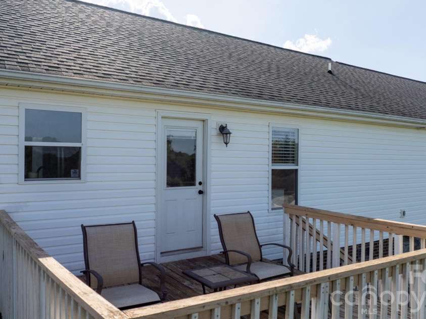 5068 Tonys Way, Vale, NC 28168.  MLS# CAR4385884, YatesRealty ID 27710. 