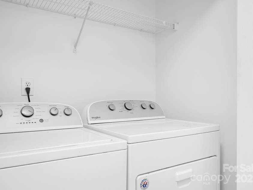 9911 Birch Knoll Court, Charlotte, NC 28213.  MLS# CAR4278633, YatesRealty ID 27712. Laundry Closet