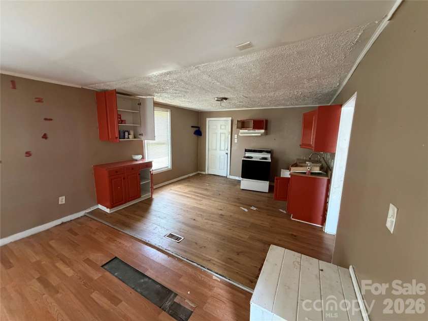 2528 Gardner Street, Gastonia, NC 28056.  MLS# CAR4389610, YatesRealty ID 27713. 