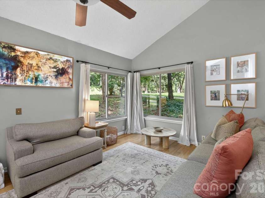 7611 Robin Crest Road, Charlotte, NC 28226.  MLS# CAR4389552, YatesRealty ID 27714. 