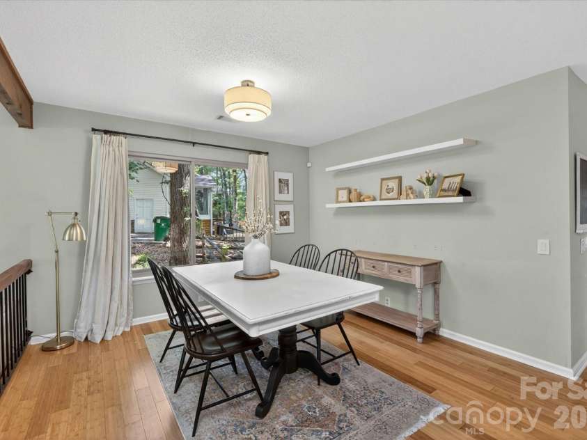 7611 Robin Crest Road, Charlotte, NC 28226.  MLS# CAR4389552, YatesRealty ID 27714. 