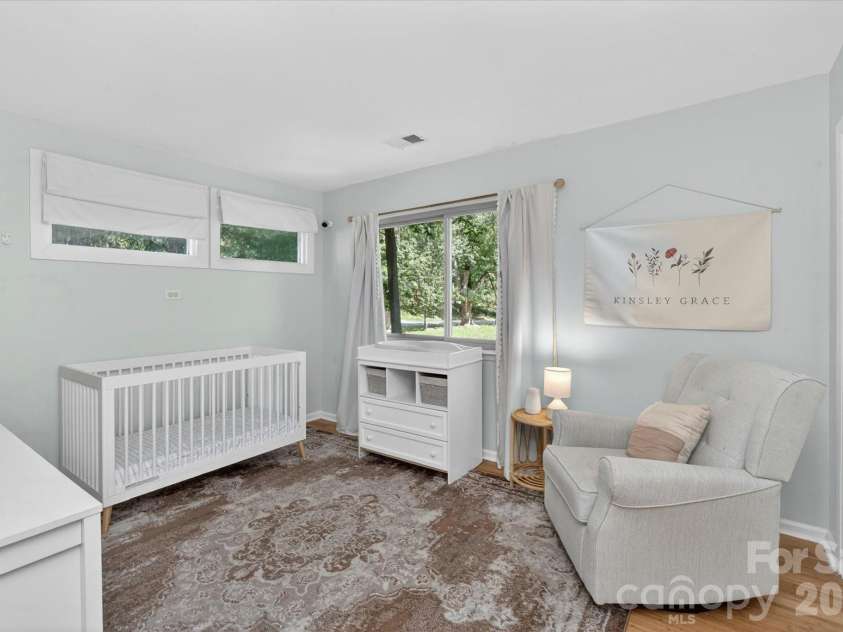 7611 Robin Crest Road, Charlotte, NC 28226.  MLS# CAR4389552, YatesRealty ID 27714. 