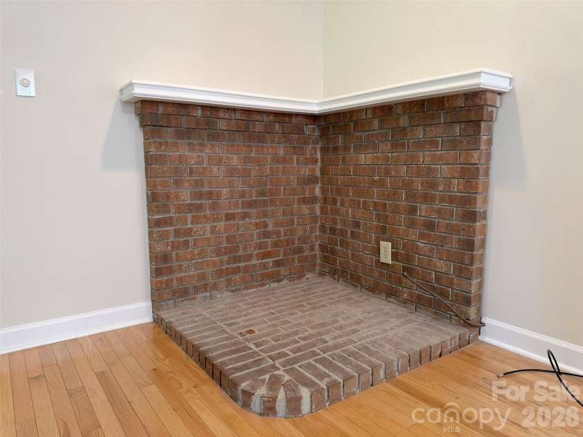 22 Mcminn Road, Hendersonville, NC 28792.  MLS# CAR4381562, YatesRealty ID 27715. Add an insert