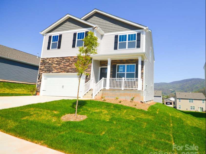 96 Farmwood Trail, Waynesville, NC 28786.  MLS# CAR4092723, YatesRealty ID 27715. 