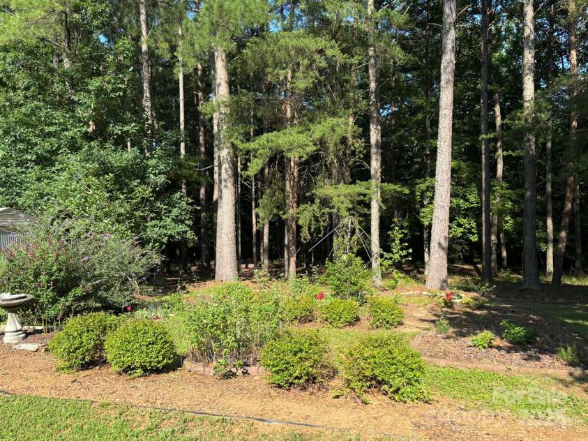 44112 Harper Hearne Road, New London, NC 28127.  MLS# CAR4274304, YatesRealty ID 27719. 