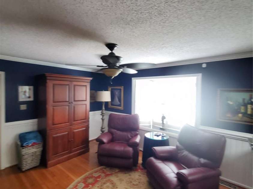 2104 Farmbrook Drive, Statesville, NC 28625.  MLS# CAR4269655, YatesRealty ID 2772. 