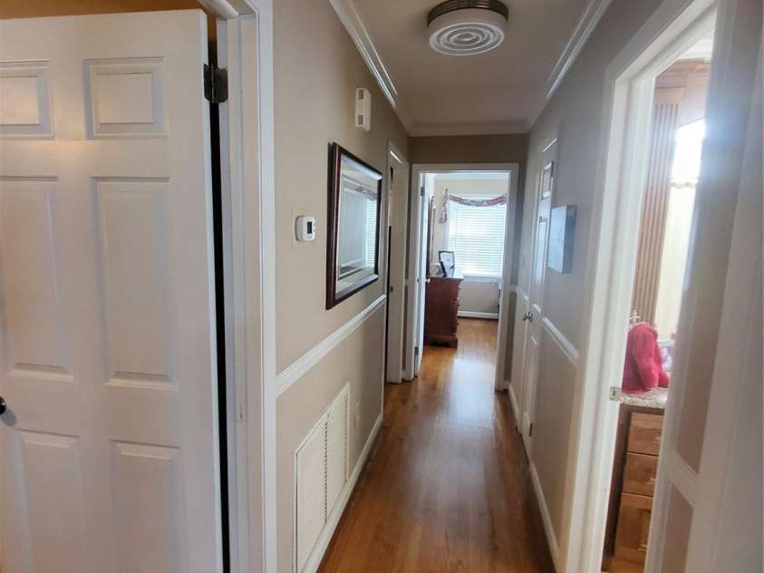 2104 Farmbrook Drive, Statesville, NC 28625.  MLS# CAR4269655, YatesRealty ID 2772. 
