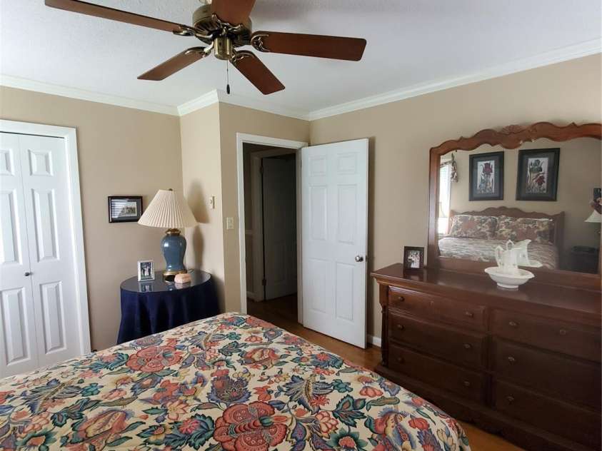 2104 Farmbrook Drive, Statesville, NC 28625.  MLS# CAR4269655, YatesRealty ID 2772. 