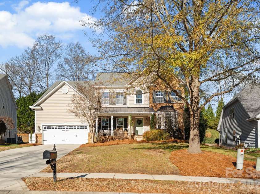 7519 Greylock Ridge Road, Matthews, NC 28105.  MLS# CAR4330676, YatesRealty ID 2772. 