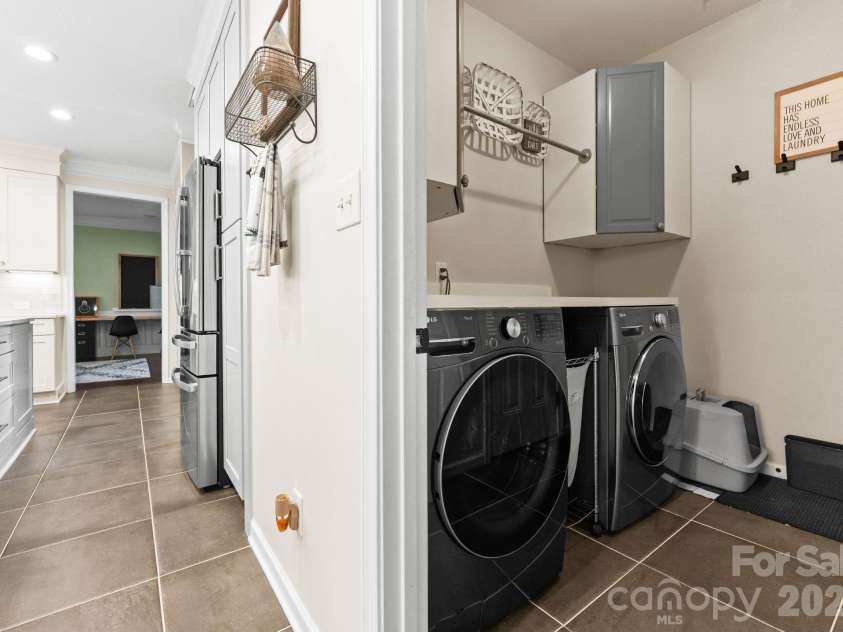 7519 Greylock Ridge Road, Matthews, NC 28105.  MLS# CAR4330676, YatesRealty ID 2772. 