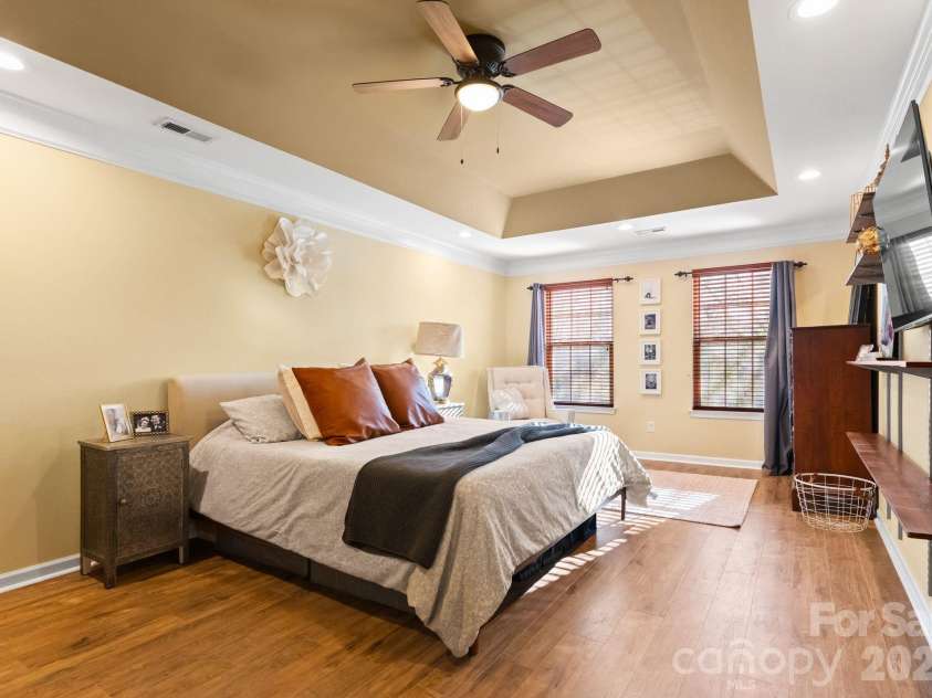 7519 Greylock Ridge Road, Matthews, NC 28105.  MLS# CAR4330676, YatesRealty ID 2772. 