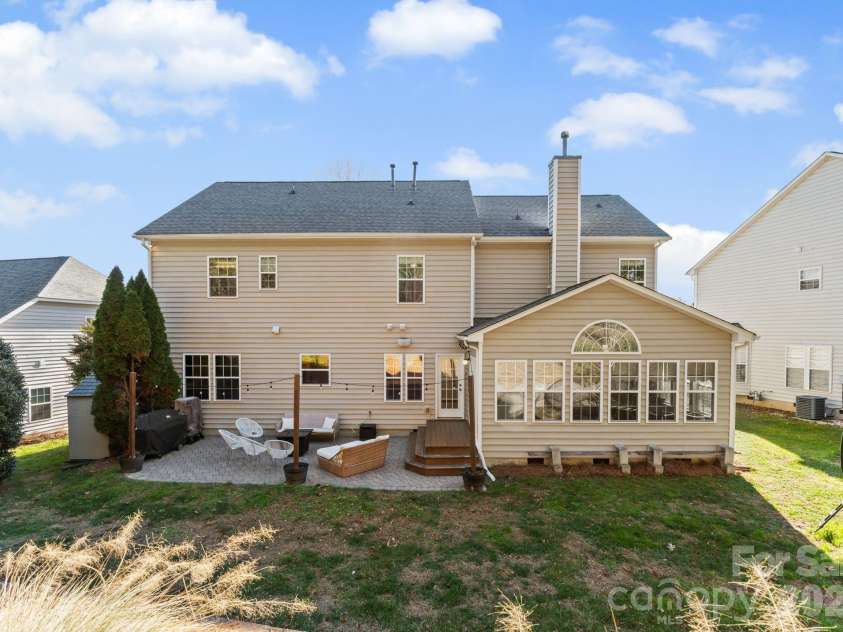 7519 Greylock Ridge Road, Matthews, NC 28105.  MLS# CAR4330676, YatesRealty ID 2772. 