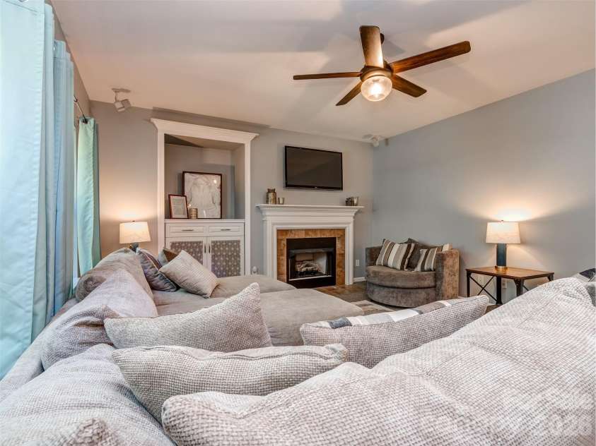 8385 Bampton Drive, Concord, NC 28027.  MLS# CAR4387749, YatesRealty ID 27720. 