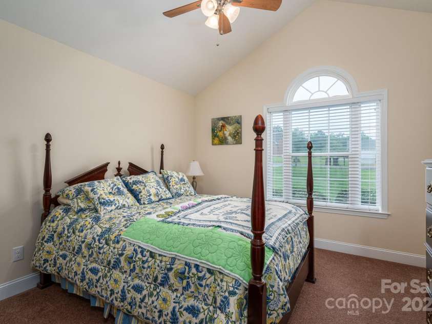 1483 Dawnview Lane, Lincolnton, NC 28092.  MLS# CAR4268037, YatesRealty ID 27721. 