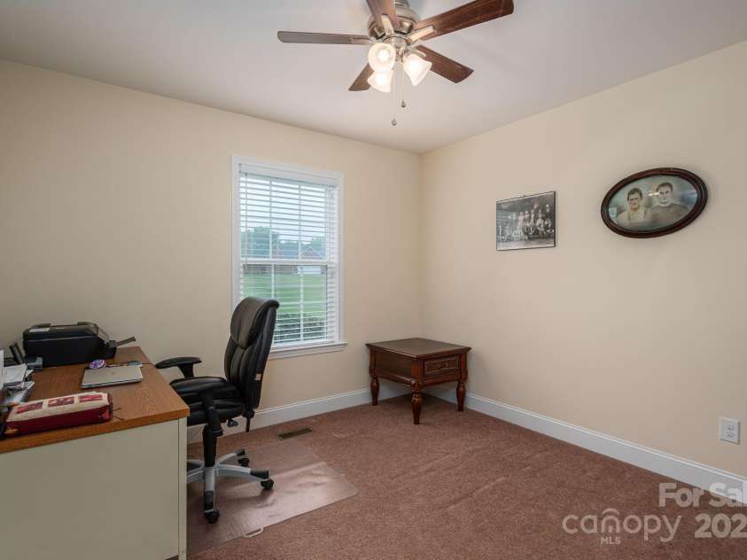 1483 Dawnview Lane, Lincolnton, NC 28092.  MLS# CAR4268037, YatesRealty ID 27721. 