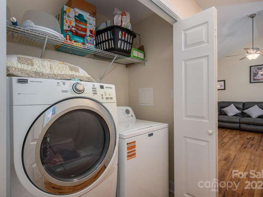 1483 Dawnview Lane, Lincolnton, NC 28092.  MLS# CAR4268037, YatesRealty ID 27721. 