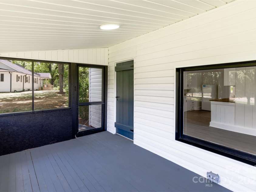 615 & 625 Irish Potato Road, Concord, NC 28025.  MLS# CAR4261008, YatesRealty ID 27722. 