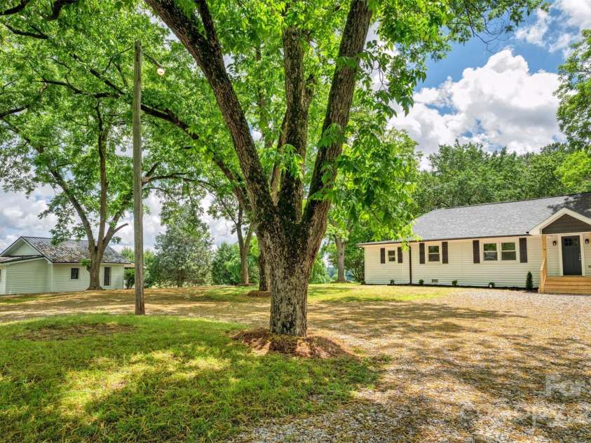 615 & 625 Irish Potato Road, Concord, NC 28025.  MLS# CAR4261008, YatesRealty ID 27722. 