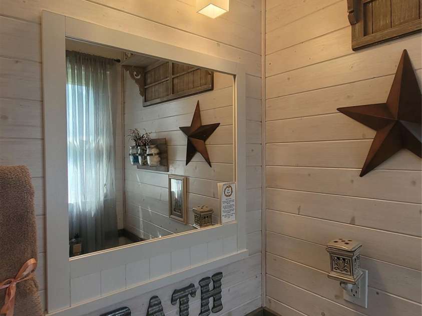 111 Redwood Lane, Gastonia, NC 28052.  MLS# CAR4273480, YatesRealty ID 27723. Half bath