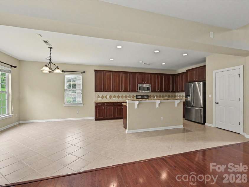 6414 Ballybay Drive, Charlotte, NC 28278.  MLS# CAR4388725, YatesRealty ID 27724. 