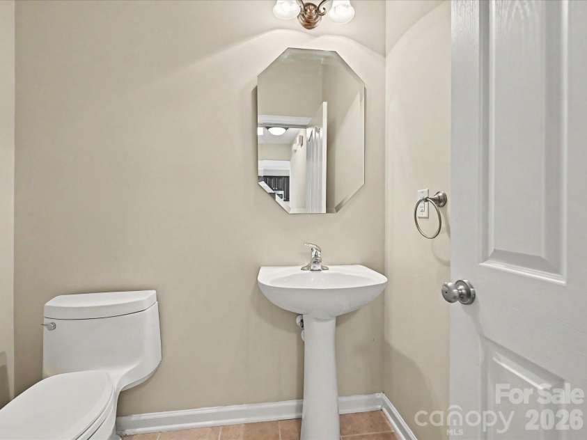 6414 Ballybay Drive, Charlotte, NC 28278.  MLS# CAR4388725, YatesRealty ID 27724. 