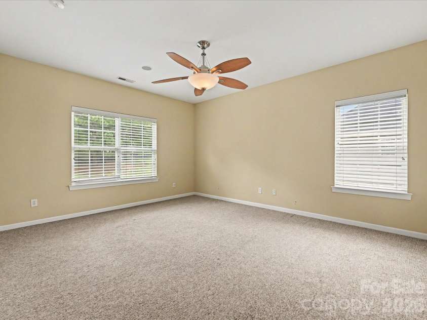 6414 Ballybay Drive, Charlotte, NC 28278.  MLS# CAR4388725, YatesRealty ID 27724. 