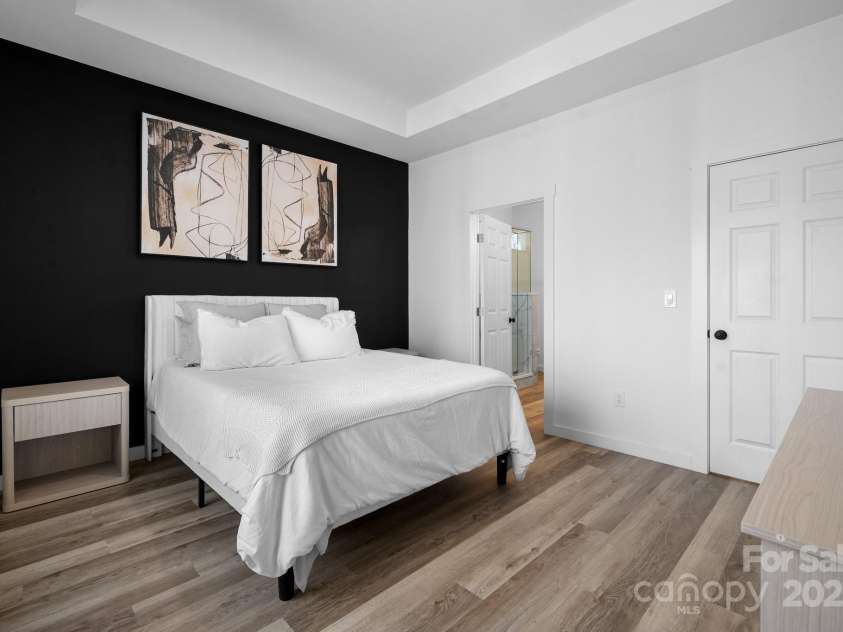 115 Brentwood Drive, Maiden, NC 28650.  MLS# CAR4212842, YatesRealty ID 27725. 