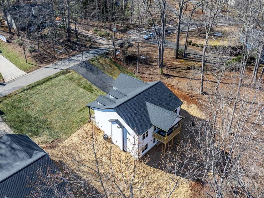 115 Brentwood Drive, Maiden, NC 28650.  MLS# CAR4212842, YatesRealty ID 27725. 