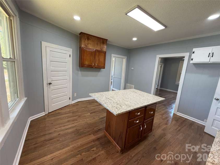 652 Cherry Street, Wadesboro, NC 28170.  MLS# CAR4389739, YatesRealty ID 27726. 