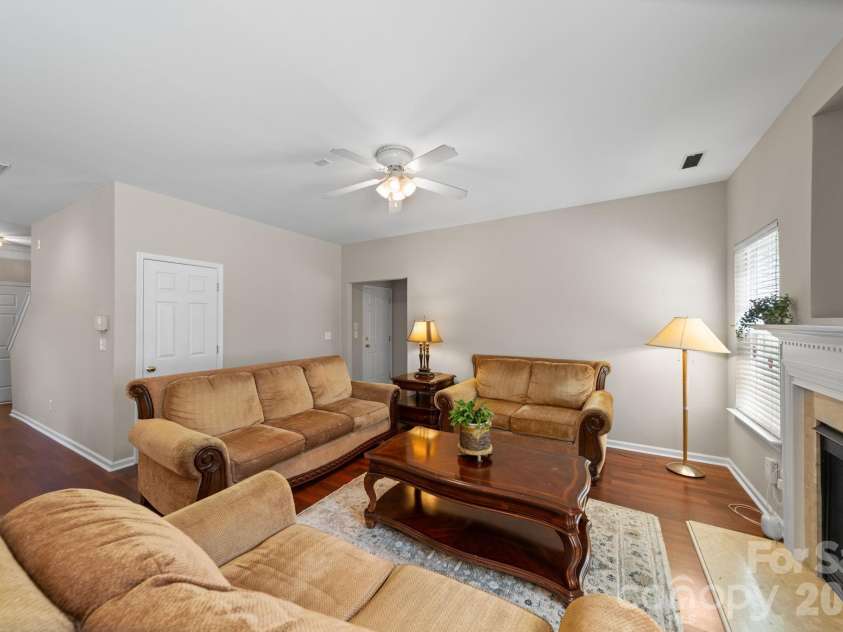 6403 Sackett Way, Charlotte, NC 28269.  MLS# CAR4389336, YatesRealty ID 27727. 