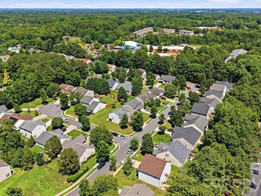 6403 Sackett Way, Charlotte, NC 28269.  MLS# CAR4389336, YatesRealty ID 27727. 