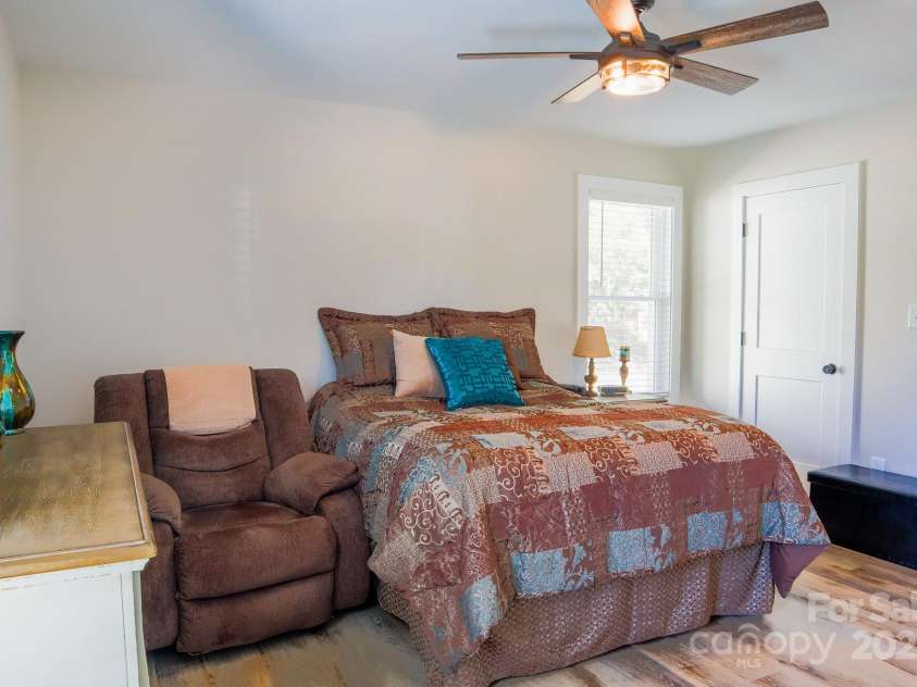 118 Rimmer Road, Statesville, NC 28625.  MLS# CAR4196066, YatesRealty ID 27728. Primary Bedroom
