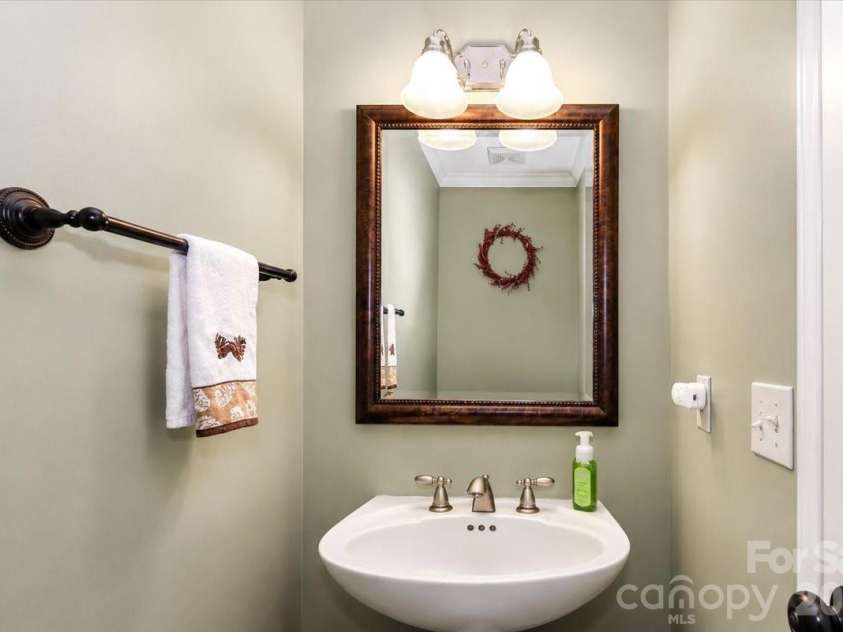 311 Deerfield Circle, Salisbury, NC 28147.  MLS# CAR4385691, YatesRealty ID 27728. Half Bathroom