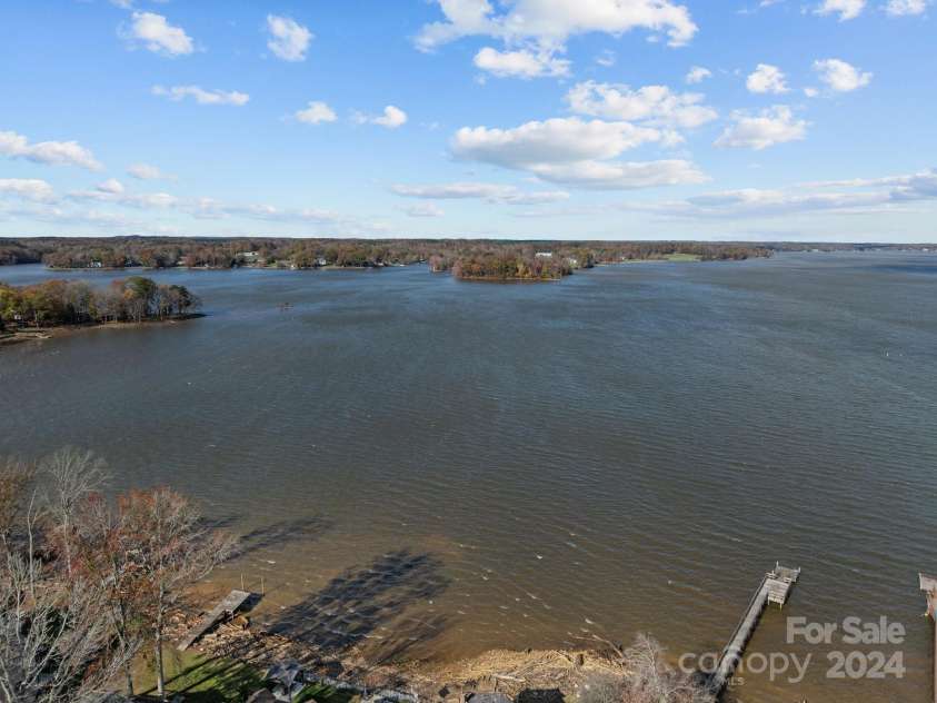 270 Yachtman Drive, Salisbury, NC 28146.  MLS# CAR4203745, YatesRealty ID 2773. 