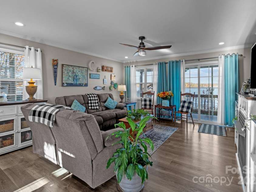 270 Yachtman Drive, Salisbury, NC 28146.  MLS# CAR4203745, YatesRealty ID 2773. 