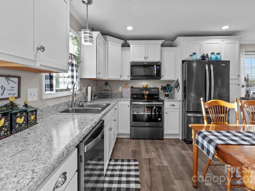 270 Yachtman Drive, Salisbury, NC 28146.  MLS# CAR4203745, YatesRealty ID 2773. 