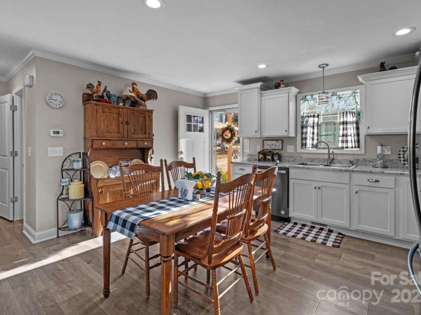 270 Yachtman Drive, Salisbury, NC 28146.  MLS# CAR4203745, YatesRealty ID 2773. 