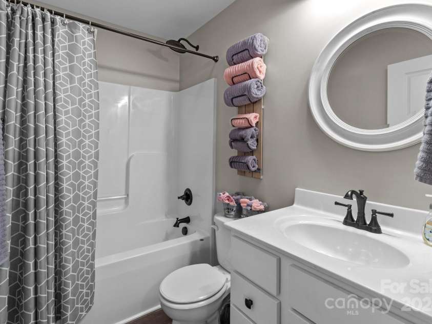 270 Yachtman Drive, Salisbury, NC 28146.  MLS# CAR4203745, YatesRealty ID 2773. 