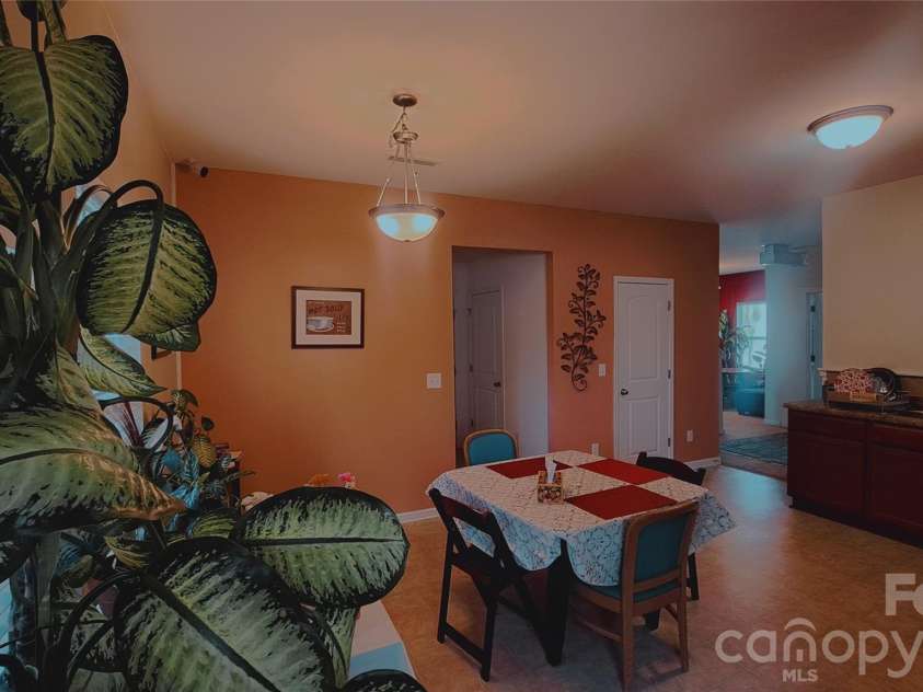 7736 Ponderosa Pine Lane, Charlotte, NC 28215.  MLS# CAR4338562, YatesRealty ID 2773. 