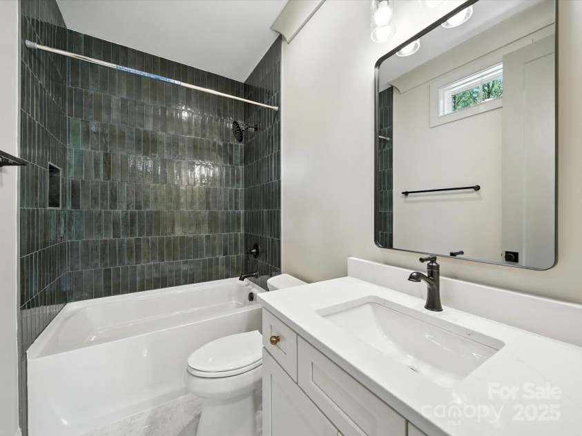 3948 Ostler Court, Lancaster, SC 29720.  MLS# CAR4235354, YatesRealty ID 27730. 