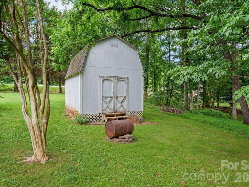 7600 Sedgewick Ridge Road, Lewisville, NC 27023.  MLS# CAR4389138, YatesRealty ID 27732. 