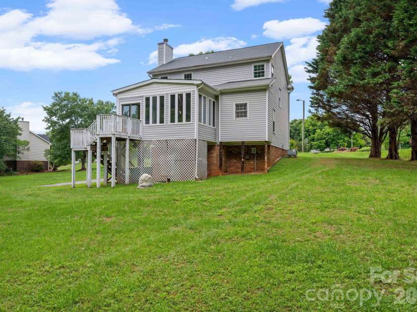 7600 Sedgewick Ridge Road, Lewisville, NC 27023.  MLS# CAR4389138, YatesRealty ID 27732. 