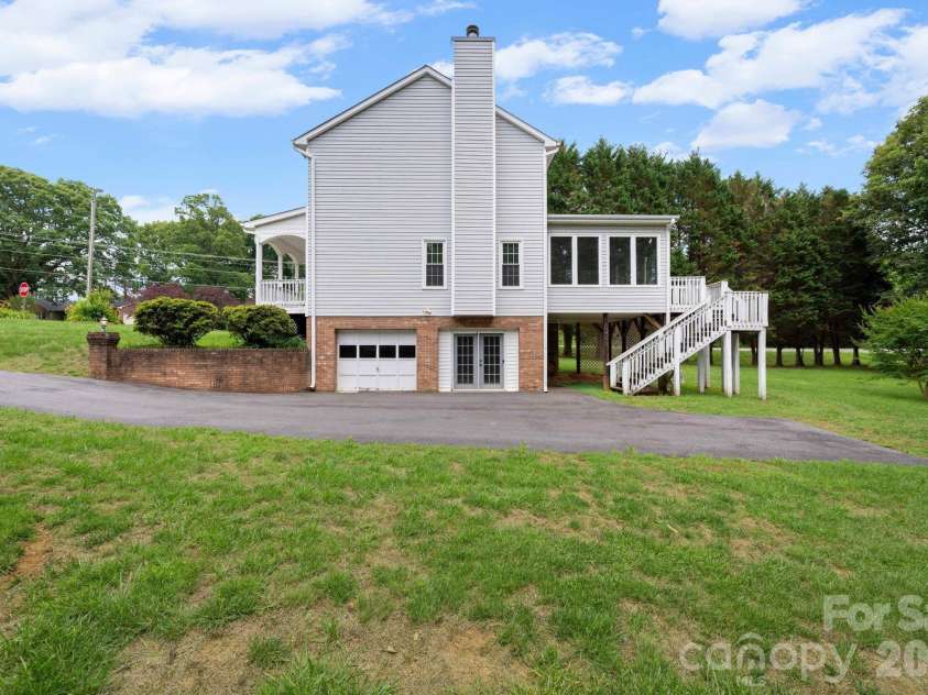 7600 Sedgewick Ridge Road, Lewisville, NC 27023.  MLS# CAR4389138, YatesRealty ID 27732. 