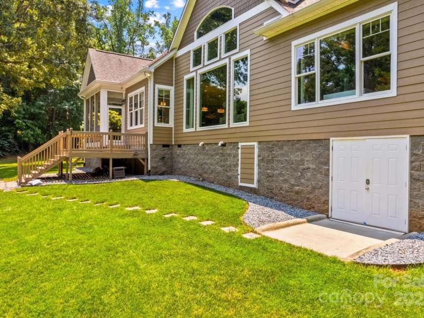 168 Monarch Lane, Mooresville, NC 28115.  MLS# CAR4283709, YatesRealty ID 27733. 