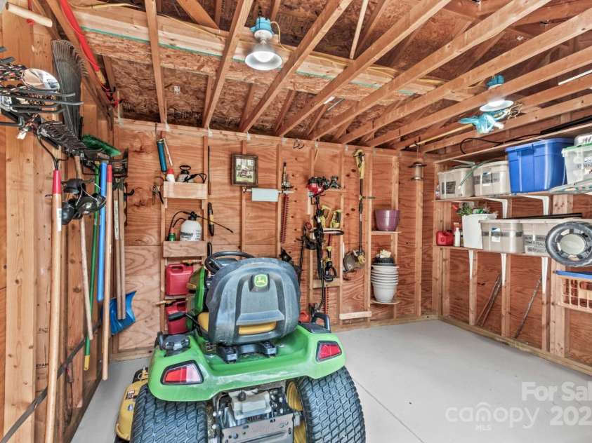 168 Monarch Lane, Mooresville, NC 28115.  MLS# CAR4283709, YatesRealty ID 27733. 